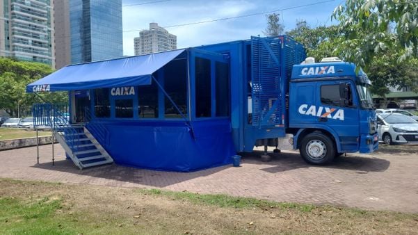 CAMINHÃO CAIXA CHEGA AO SOL NASCENTE (CEILÂNDIA/DF)